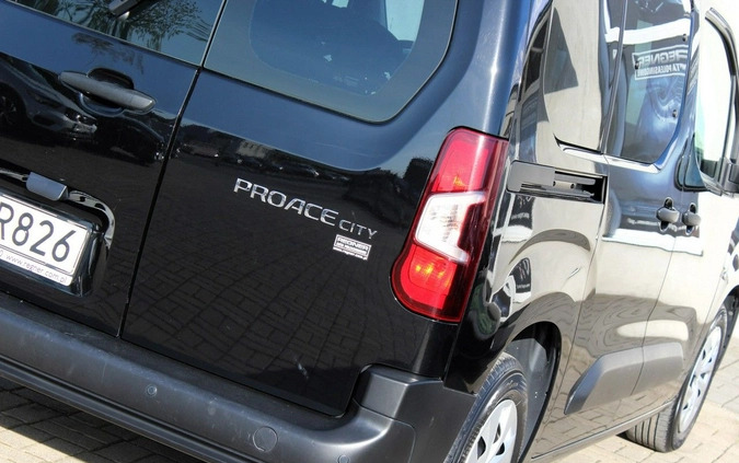 Toyota Proace City Verso cena 65900 przebieg: 116000, rok produkcji 2020 z Jasło małe 326